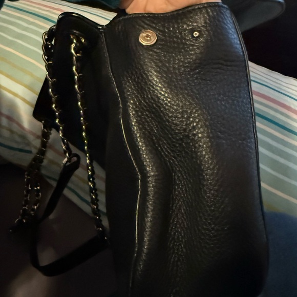Tory Burch Black Embossed Shoulder Bag - Picture 11 of 11